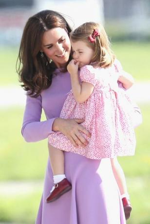 Prințul George își va avea mama și tata de partea sa în prima zi la școală
