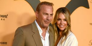 Los Angeles, California, 30 mai, Kevin Costner și Christine Baumgartner participă la Paramount Networks Yellowstone sezonul 2 petrecere în premieră la casa lombardi pe 30 mai 2019 în los angeles, california fotografie de frazer harrisongetty imagini pentru supremație reţea