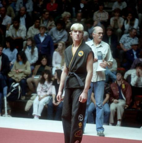 william zabka într-o scenă din filmul din 1984 „The Karate Kid”