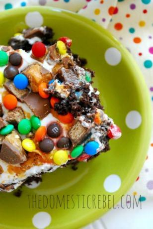 candy bar poke tort