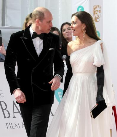 prințul și prințesa de Wales participă la ee bafta film awards 2023