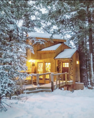 Vermont Tree Cabin airbnb pe iazul Walker