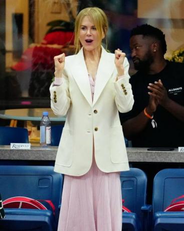 New York, New York 09 septembrie Nicole Kidman este văzută la meciul final cu Coco Gauff vs Aryna sabalenka la campionatele de tenis din us open din 2023 pe 09 septembrie 2023 în orașul new york fotografie de imagini gothamgc