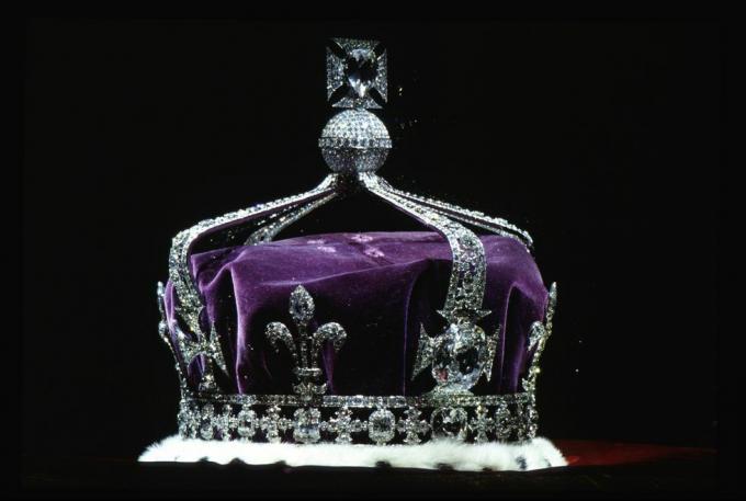coroană kohinoor diamant