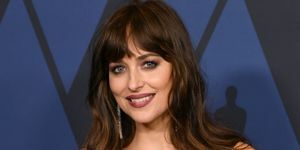 Hollywood, California, 27 octombrie, Dakota Johnson participă la Academia de Arte și Științe Cinematografice a 11-a premii anuale a guvernatorilor la sala de bal Ray Dolby de la Hollywood Highland Center pe 27 octombrie 2019 în Hollywood, California, fotografie de kevin wintergetty images