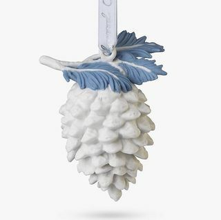 Decoratune pentru pomul de Crăciun Wedgwood Pinecone