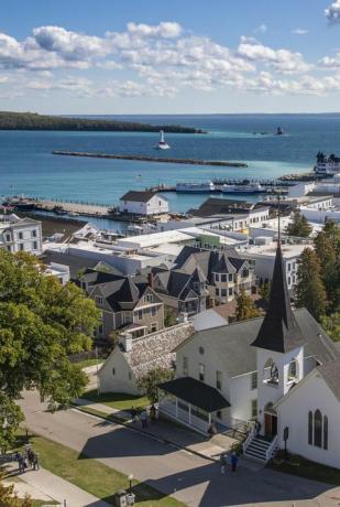 vedere la orașul insulei Mackinaw