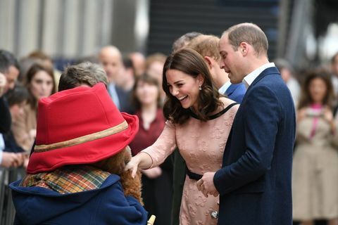 Kate Middleton îl întâlnește pe Ursul Paddington