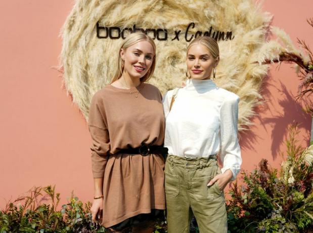 Malibu, California, 11 octombrie, Cassie Randolph și Michelle Randolph participă la brunchul de pe plajă Boohoo x Caelynn la calamigos beach house pe 11 octombrie 2019 în malibu, california fotografie de presley anngetty imagini pentru boohoocom