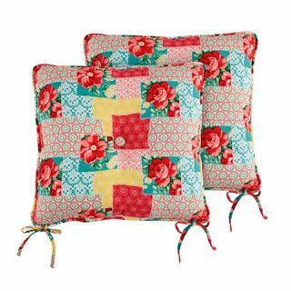 Pernă de scaun pentru exterior The Pioneer Woman Patchwork floral