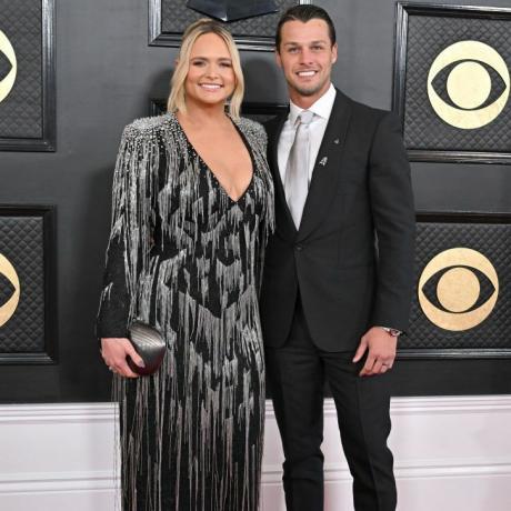 Miranda Lambert și Brendan Mcgloughlin covorul roșu al lui Grammy