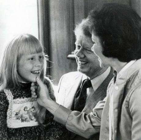 Amy, Rosalynn și Jimmy Carter în 1976