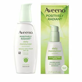 Crema hidratantă facială zilnică Aveeno Positively Radiant 